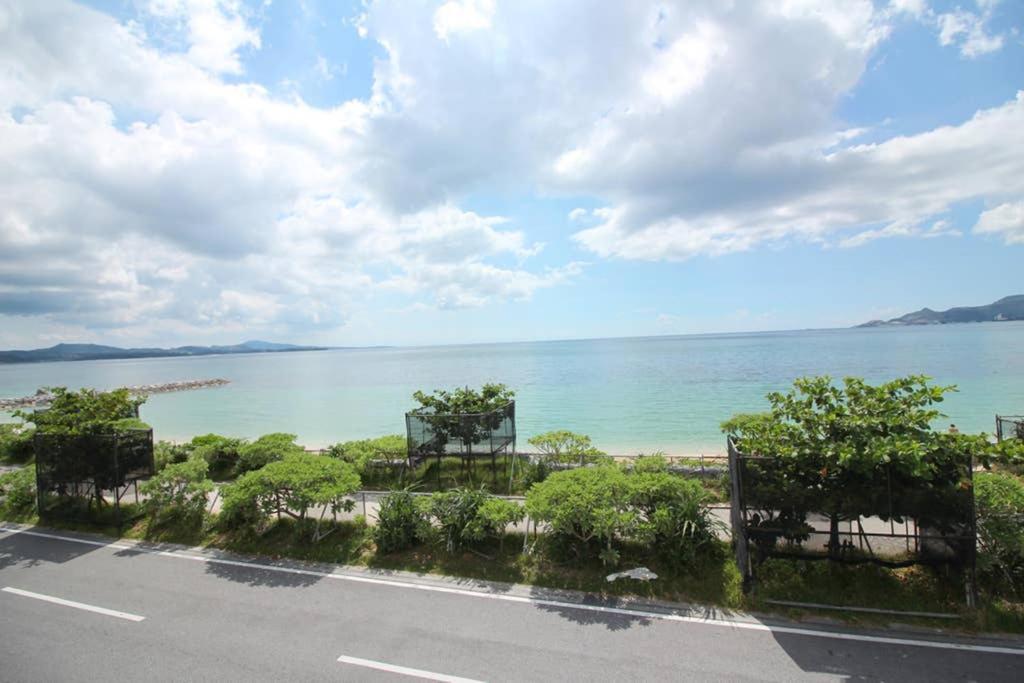 Beach Side Hotel Yamoriyanonikai Nago Εξωτερικό φωτογραφία